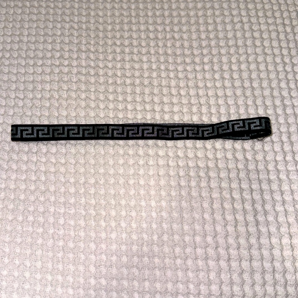 Versace elastic